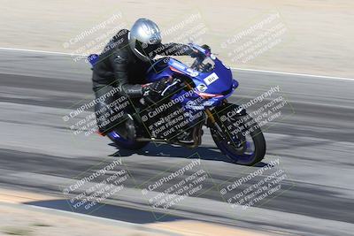 media/Oct-30-2025-Racers Edge (Thu) [[dabbdaf680]]/3-B Group/Session 3 (Turn 15 Inside)/